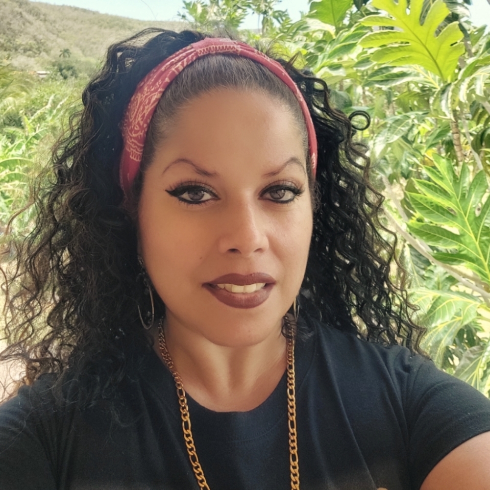 Meet your Posher, Noemi